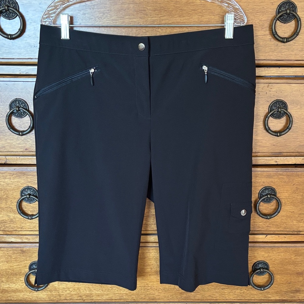 ☀️Chico’s Black Zenergy Golf Women's Bermuda Shorts